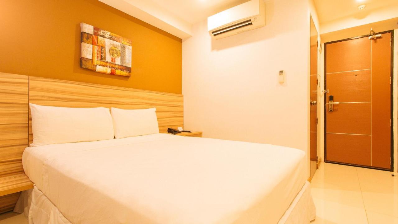 Guijo Suites Makati San Pedro Makati Exterior foto
