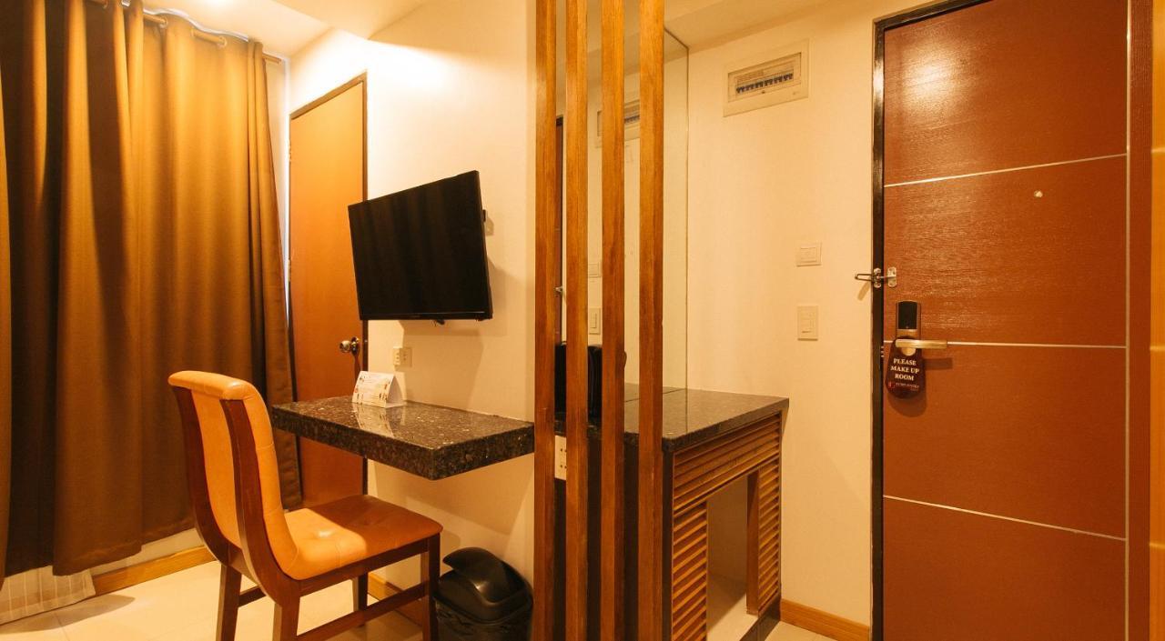 Guijo Suites Makati San Pedro Makati Exterior foto